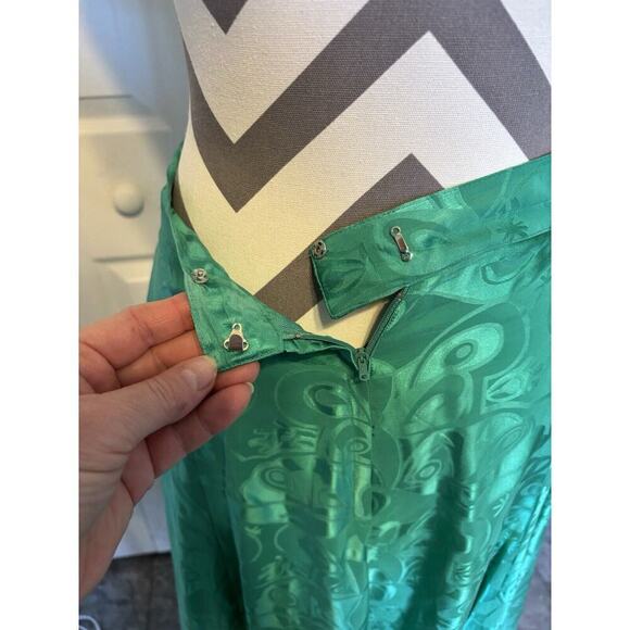 VINTAGE HONG KONG CHINESE SILK Green Pattern Flare Maxi Skirt Blazer Pockets Lux - Picture 8 of 9
